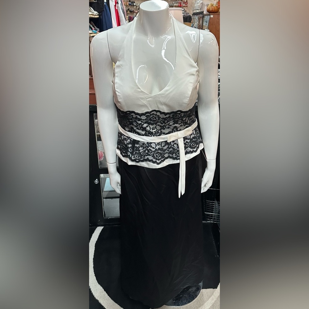 Alfred Angelo sz 18 black & white long formal dress